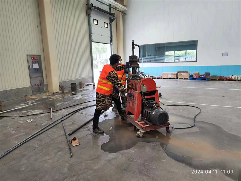 天峻厂房地面下沉塌陷注浆加固施工